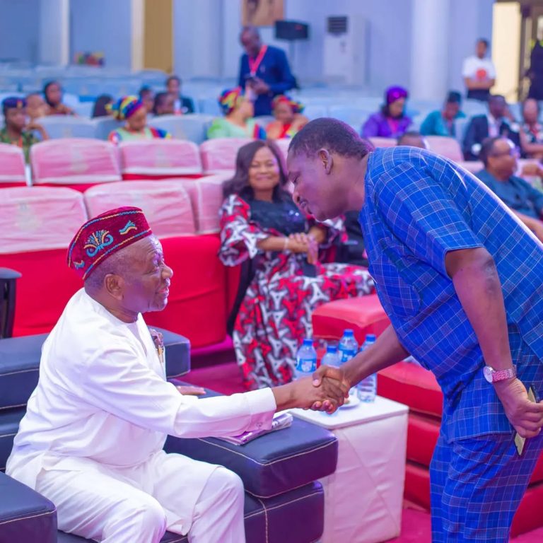 Guests exchanging pleasantries upon arrival at the Etiquette Africa Conference. Who and who do